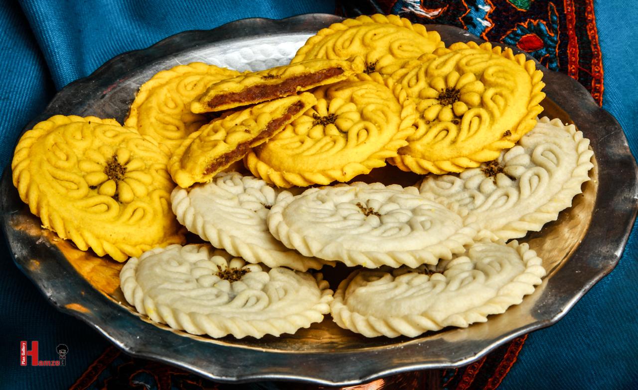 Kolompeh - Date-Filled Cookies